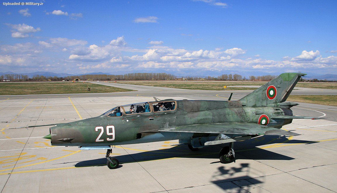Mikoyan-Gurevich_MiG-21UM.jpg