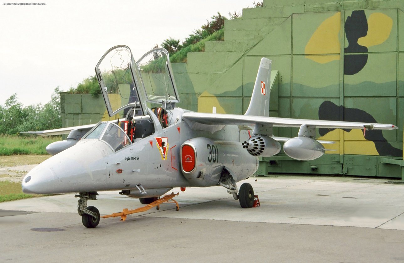 PZL_I-22_Iryda_Polish_Air_Force_28modifi