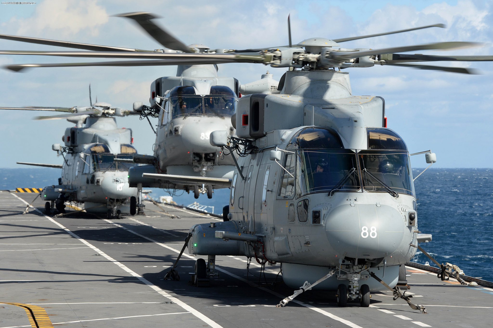 Royal_Navy_Melin_Mk_2_Helicopters_on_HMS