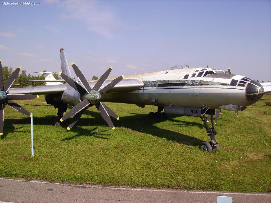Tu-116_in_Ulyanovsk_Aircraft_Museum.JPG