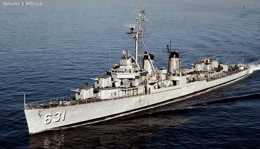 USS_Erben_28DD-63129_underway_the_1950s.