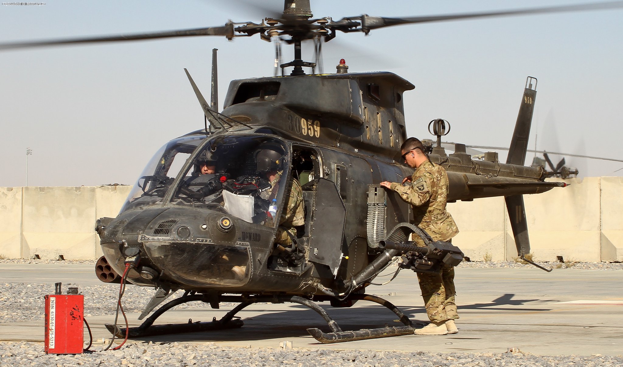 U_S_Army_OH-58D_Kiowa_Warrior_Armed_Reco
