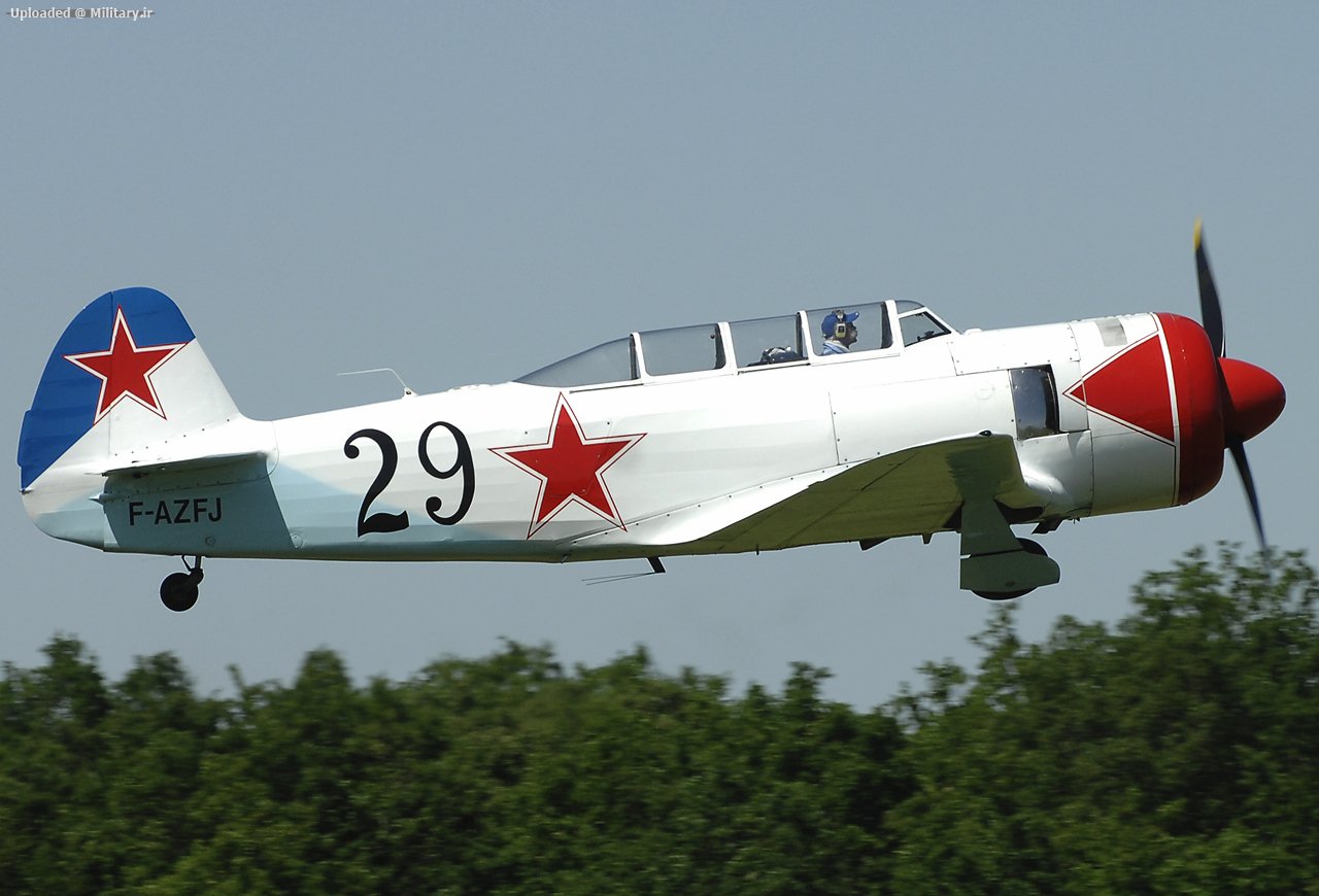 Yakovlev_Yak-11_Moose2C_Private_JP658712