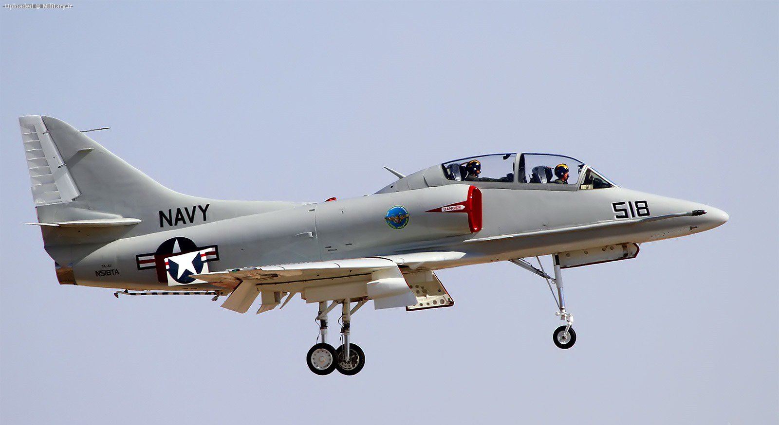 a4-skyhawk-n518ta.jpg