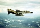 Filename=1024px-EF-4C_67th_TFS_over_Vietnam_Dec_1972.jpg
Filesize=102KiB
Dimensions=1024x709
Date added=Dec 27, 2015 1024px-EF-4C_67th_TFS_over_Vietnam_Dec_1972.jpg