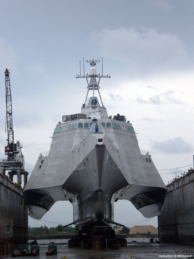 Independence_28LCS_229_in_drydock.jpg