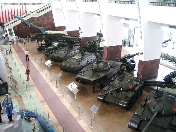 800px-Beijing2C_China_-_Military_Museum.