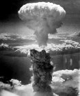 thumb_753px-Nagasakibomb.jpg