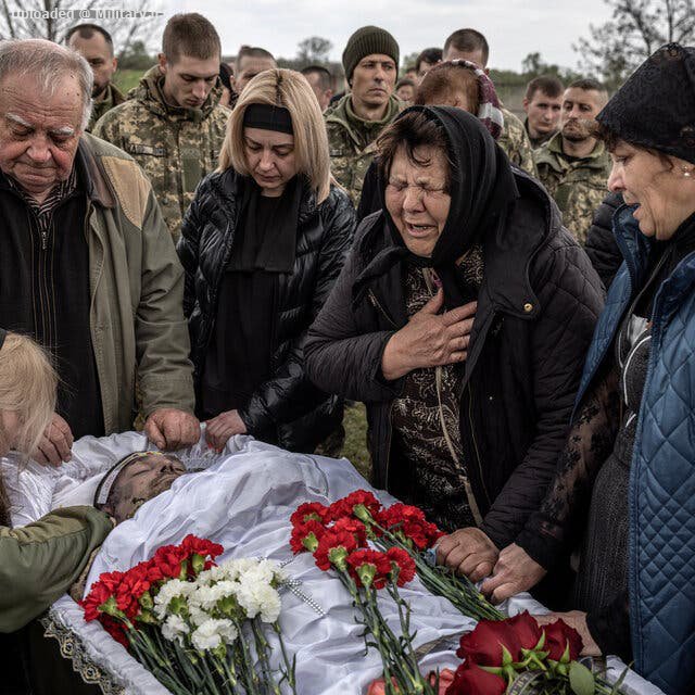 22ukraine-whybakhmut-essay-12-lpfc-squar