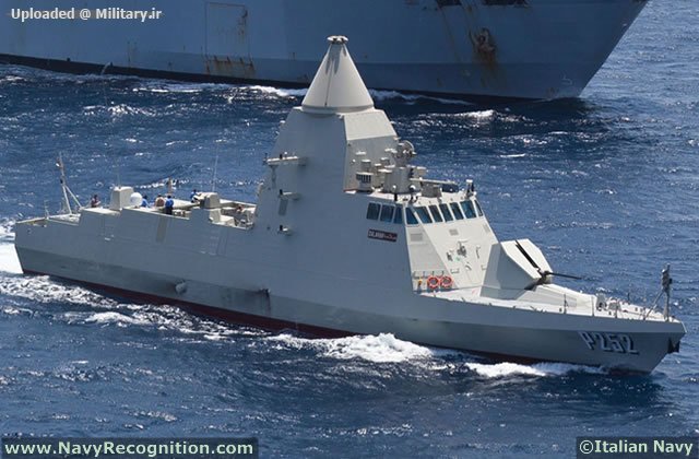 Salahah_Falaj_2_Patrol_Vessel_UAE_Navy_F