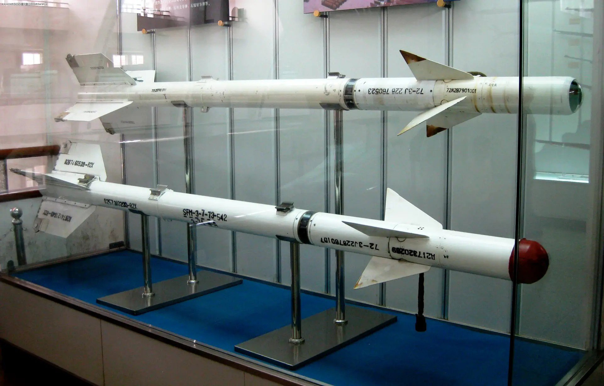 Air-to-air_missiles_Military_Museum_of_the_Chinese_Peoples_Revolution-scaled.jpg
