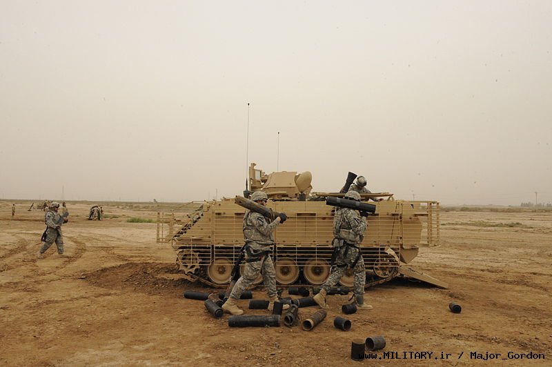800px-M113_FOB_Taji%252C_Iraq_April_25%2