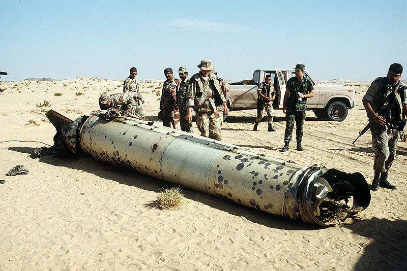 800px-Scud_downed_by_Patriot_missiles%7E