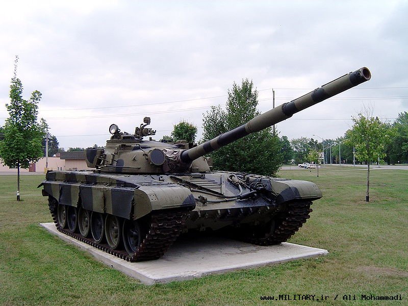 800px-T72_cfb_borden_1.JPG