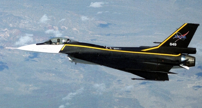General-Dynamics-F-16-XL.jpg