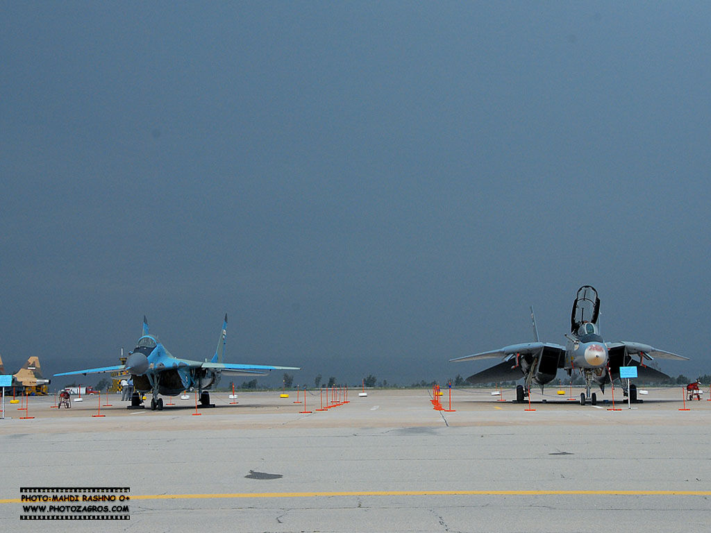 IRIAF-F14-MIG29-AIR_FORCE-IRAN%7E0.jpg