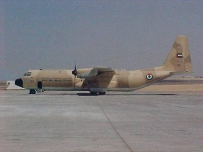 بررسی نیروی هوایی امارات متحده عربی 1